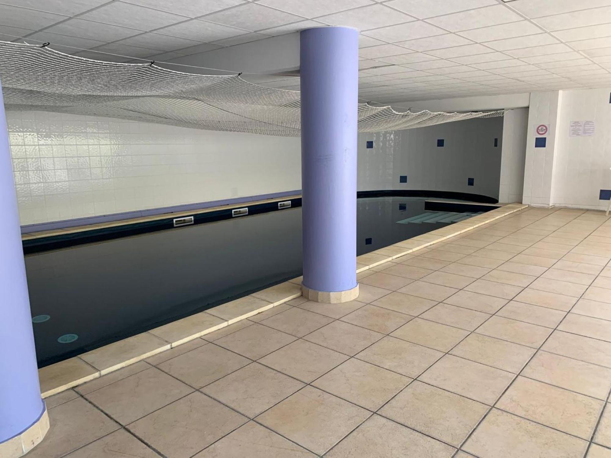 Appartement Dans Residence Avec Piscine Et Parking Uzes Exterior photo